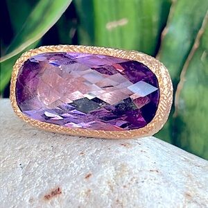 18 karat gold, amethyst ring